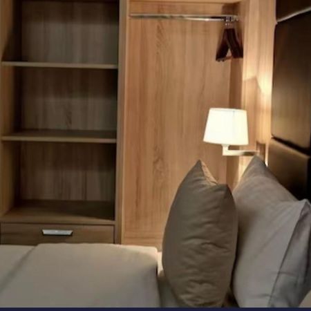 Hotel Garni Ideal Podgorica Kültér fotó
