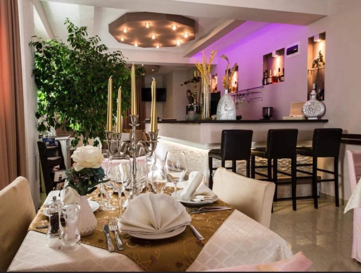 Hotel Garni Ideal Podgorica Kültér fotó