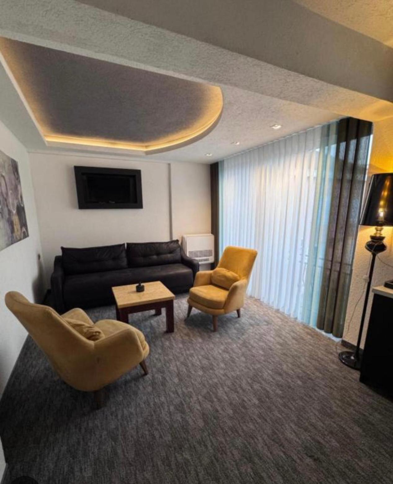 Hotel Garni Ideal Podgorica Kültér fotó